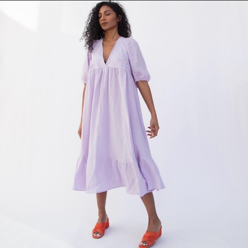Elegant Lavender Midi Dress
